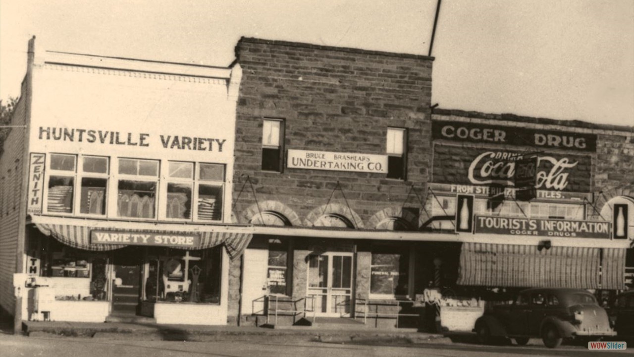 East Side of Huntsville Square - Brashears Undertaking